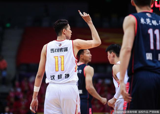 æ·±å³ç篮æ¿ä¸¥é失æ§